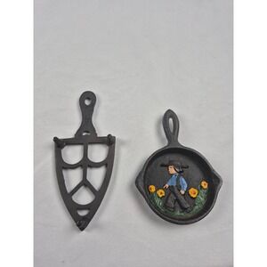 Vintage Cast Iron Wall Decor Lot Amish Mini Skillet Sad Iron Trivet Farmhouse